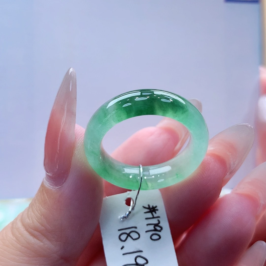 翡翠未镶嵌戒指缅甸A货