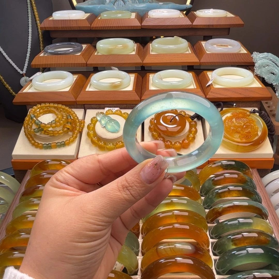 蛇纹石玉未镶嵌50-52