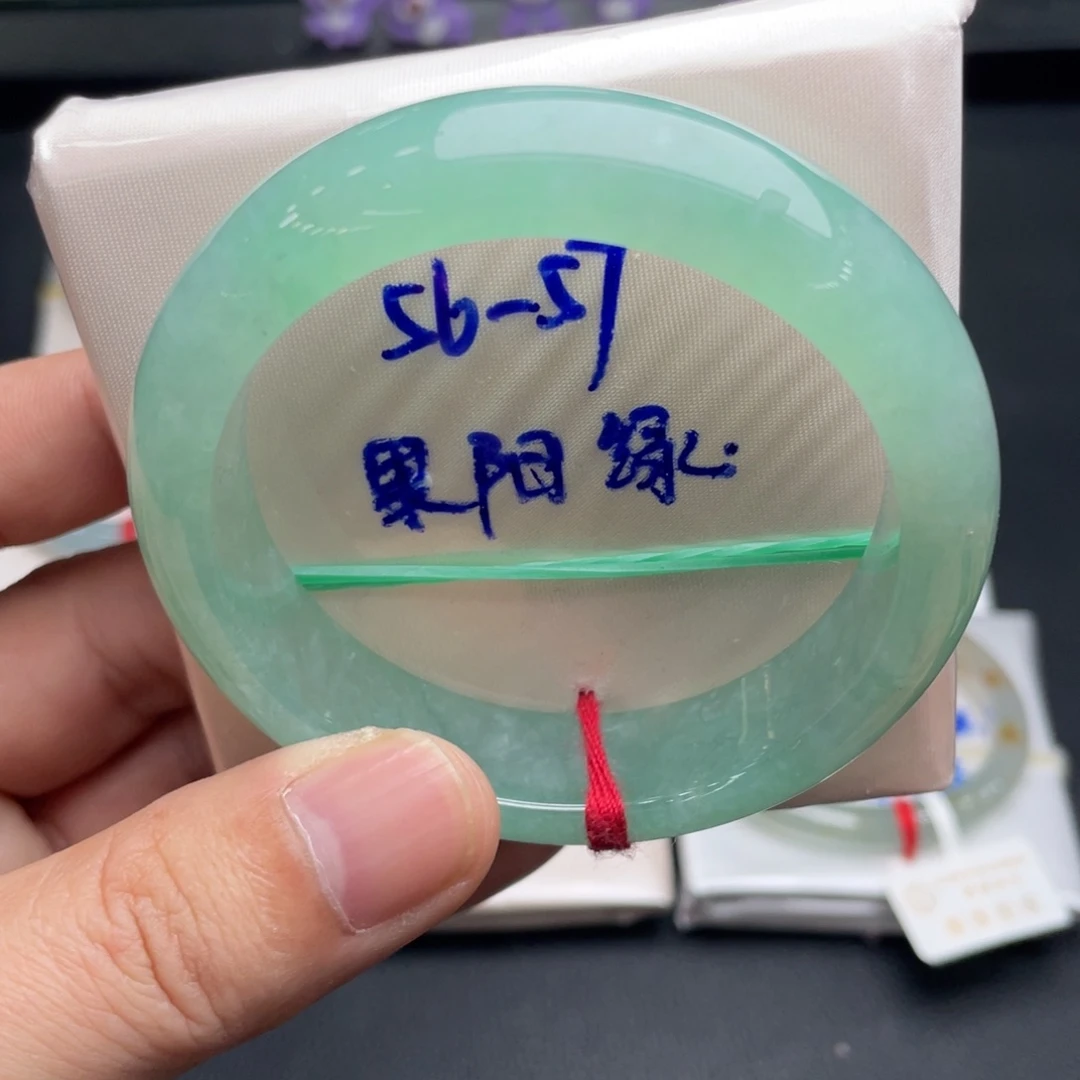 翡翠未镶嵌手镯翡翠手镯09