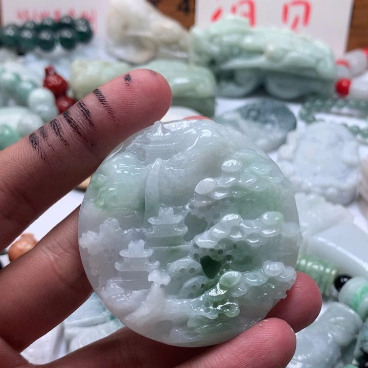 颈饰未镶嵌翡翠保真天然a货翡翠