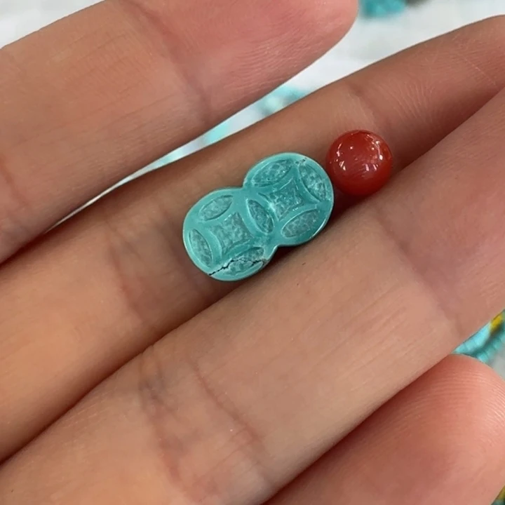 南红玛瑙配饰未镶嵌