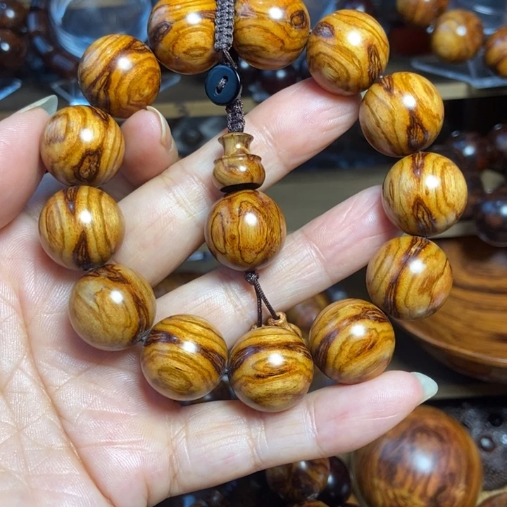 *****黄花梨/降香黄檀海南奥特曼双眼皮对眼尺寸1.8