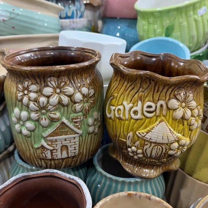 凑9块包邮，有孔，陶瓷花盆