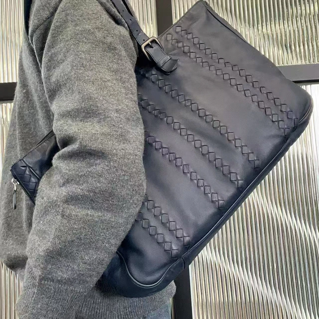 95新 BOTTEGA VENETA/葆蝶家 【涛】 2AG307 蓝色单肩托特包