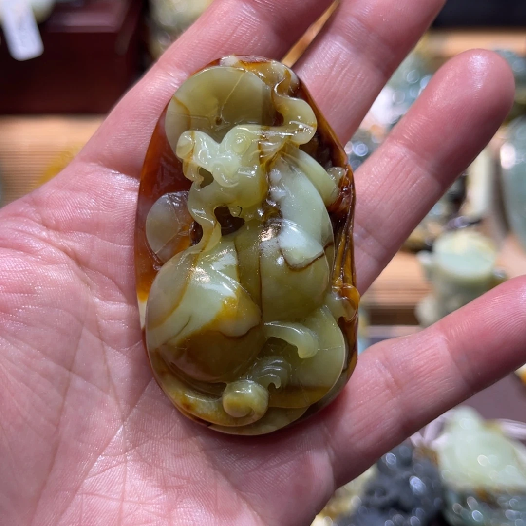 蛇纹石玉未镶嵌吊坠(赠链)