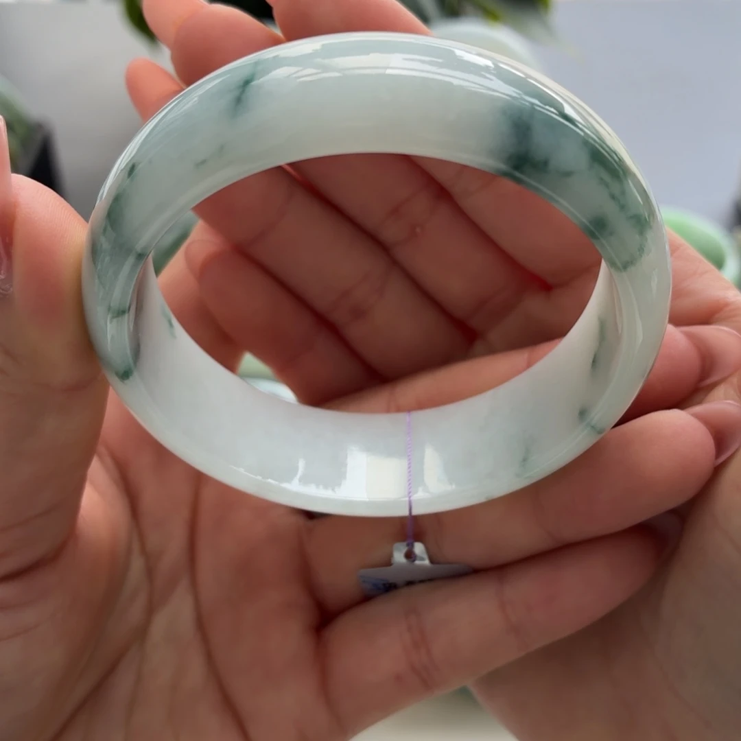 翡翠未镶嵌手镯天然