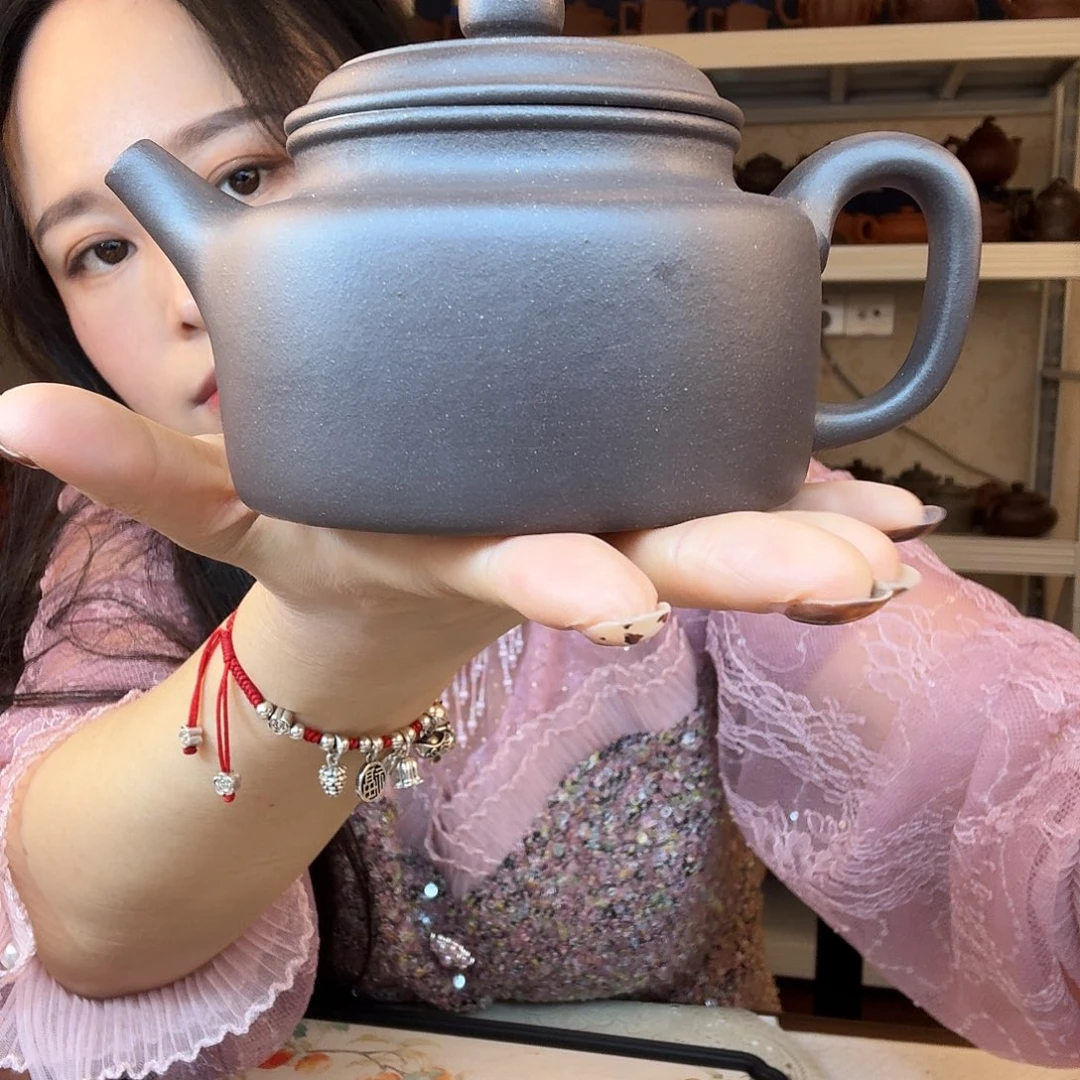 老***税紫砂茶壶精工制作微暇