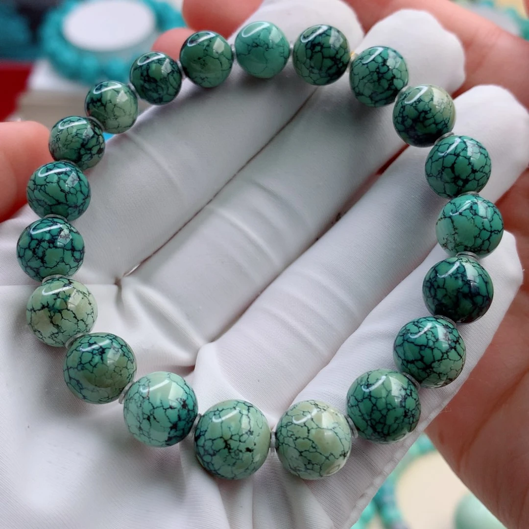 未镶嵌绿松石颈饰