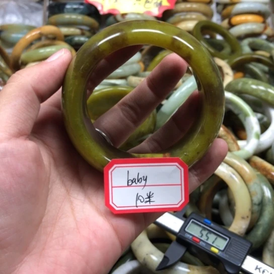 未镶嵌蛇纹石玉手镯b***.