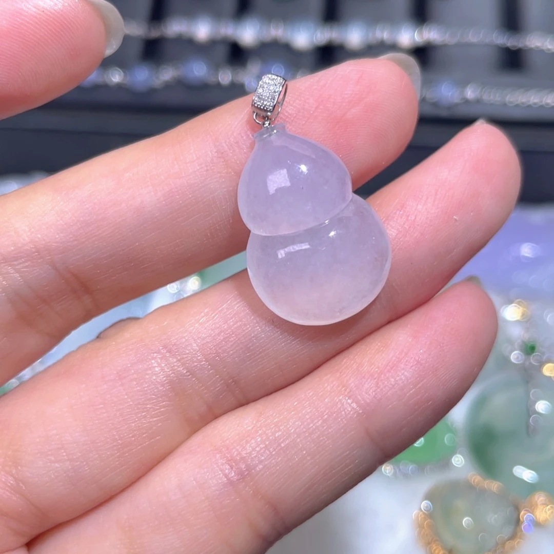 颈饰18K金镶嵌翡翠翡翠
