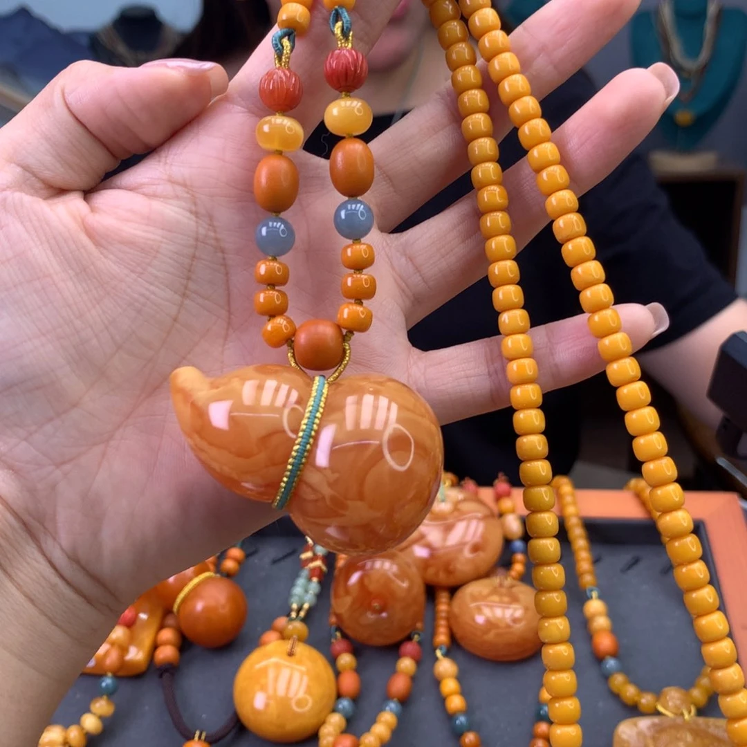 未镶嵌颈饰蜜蜡葫芦