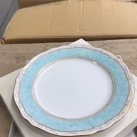 瓷器。瓷器。瓷器。