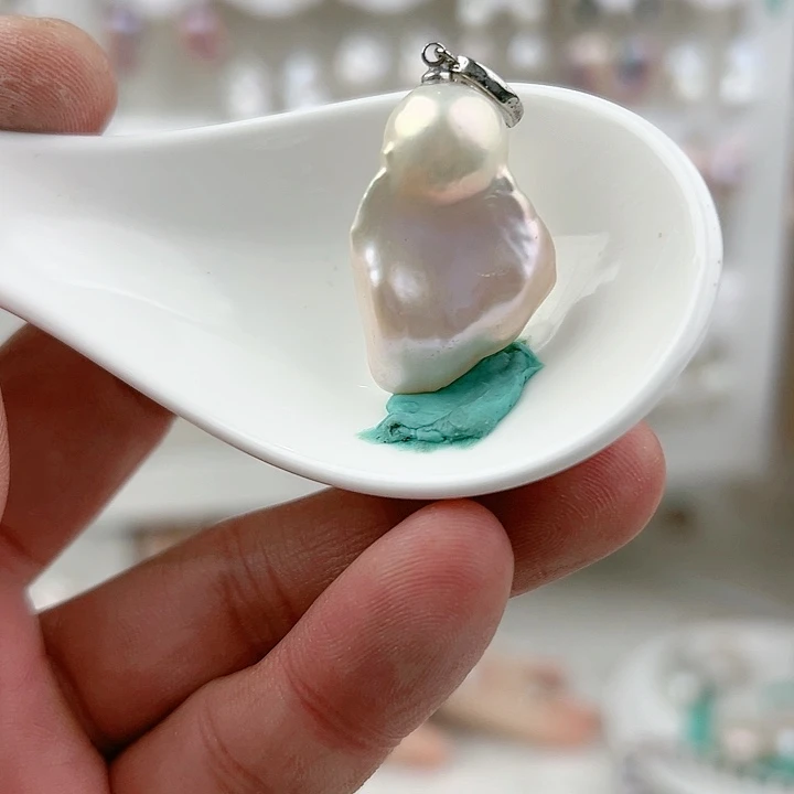 颈饰未镶嵌淡水珍珠