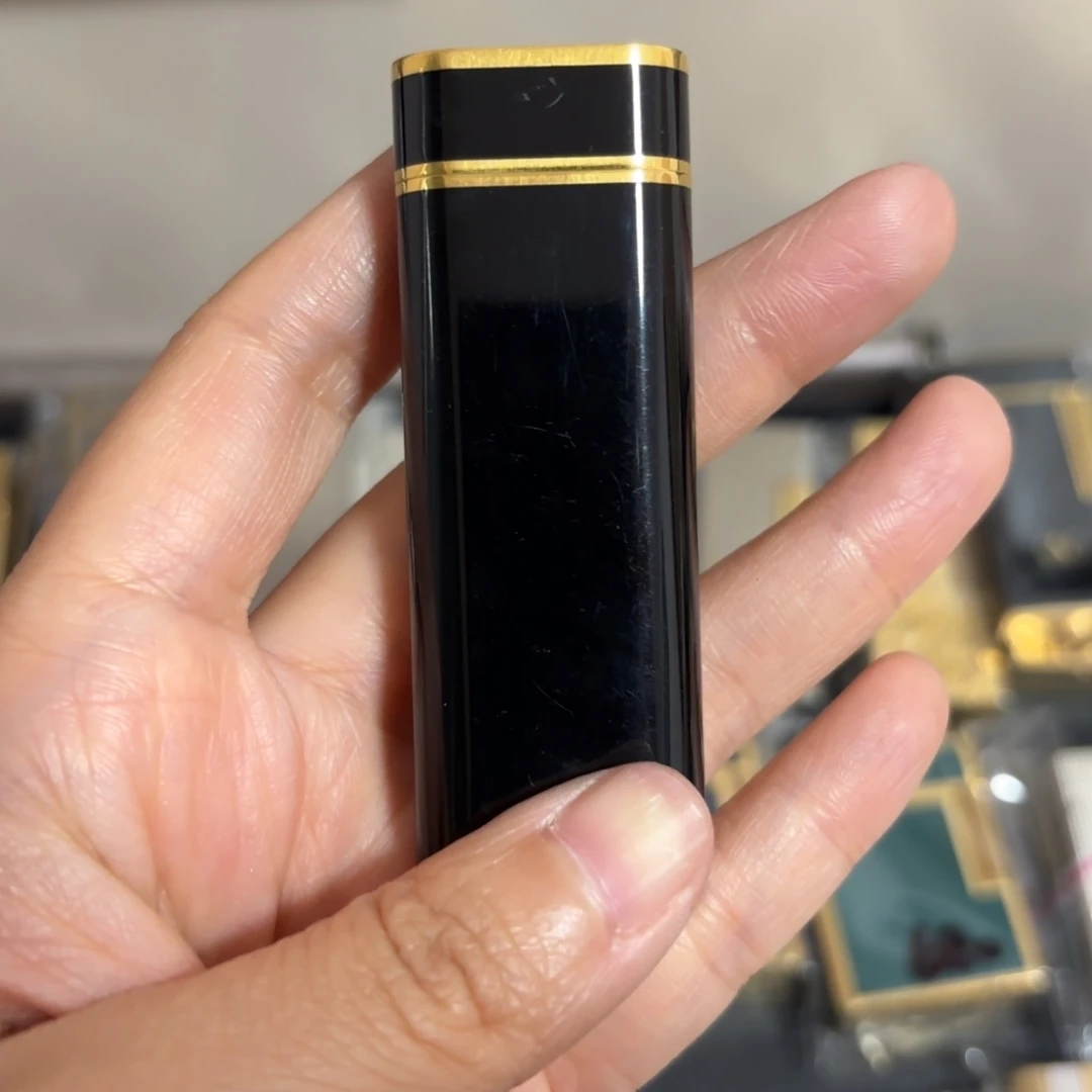 都登卡中古打火机