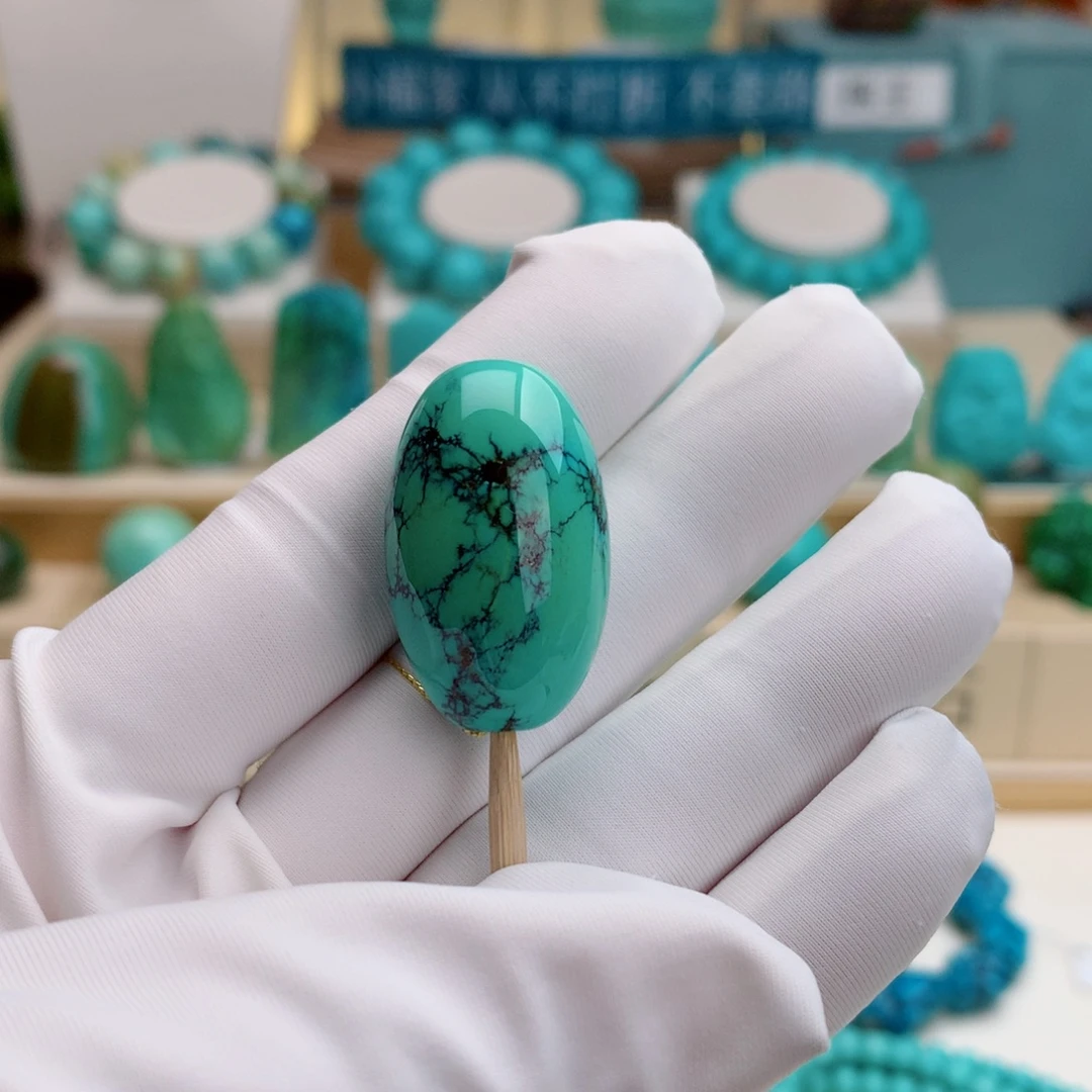 绿松石未镶嵌挂件