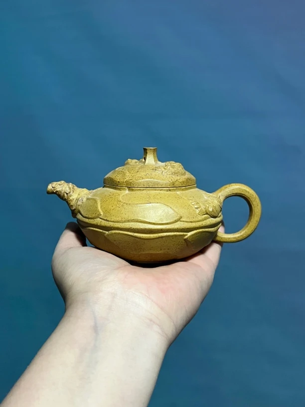 宜兴紫砂壶黄金段风卷葵