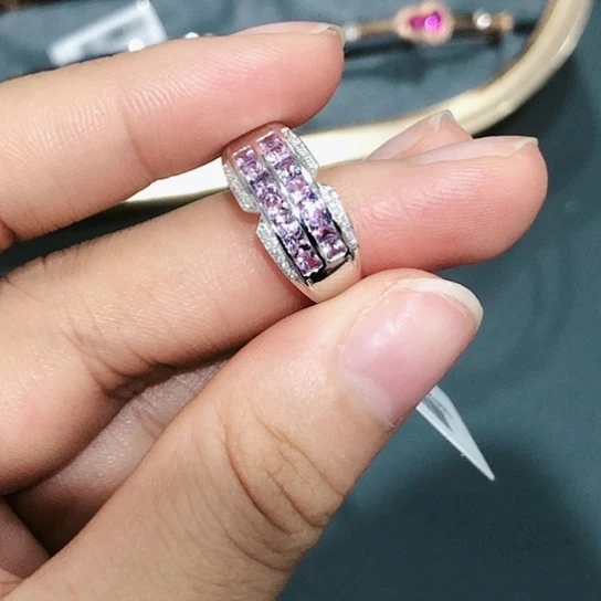 【闪购商品】戒指蓝宝石18K金镶嵌