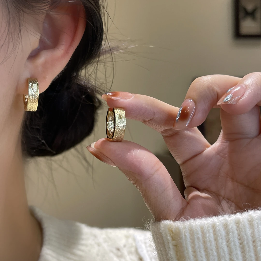 简约高级感金属耳扣个性轻奢风设计感ins耳饰A-269