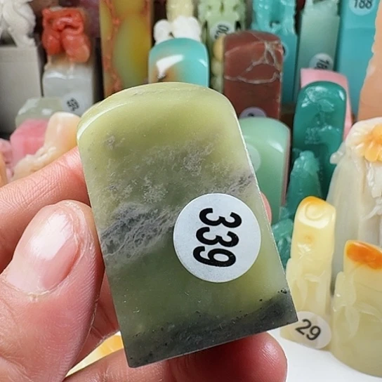 寿山石印石大**闲印石章料…..