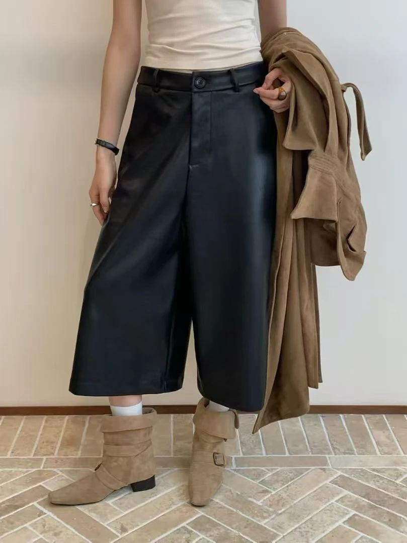 轻奢质感！时尚款女款百搭七分蛋白皮裤-9020