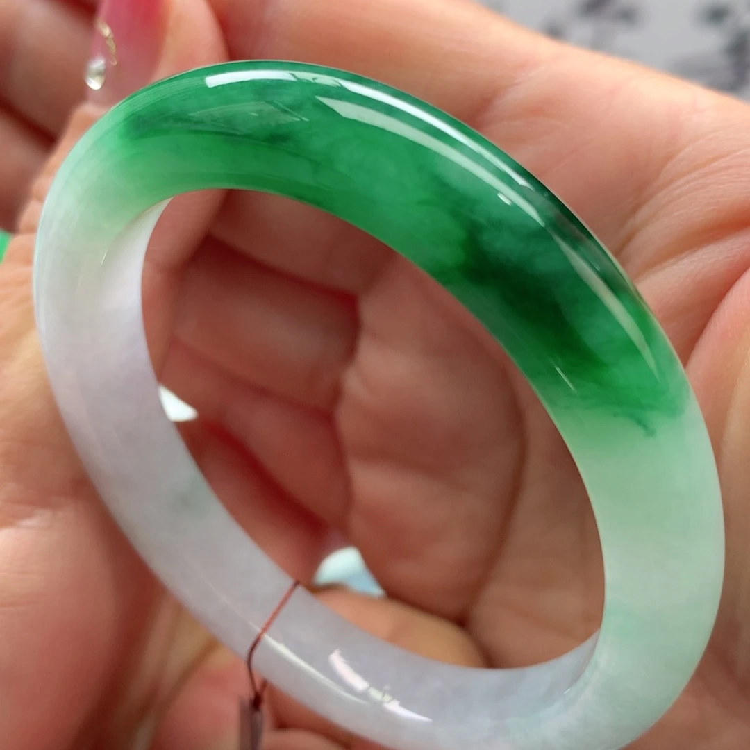 未镶嵌手镯翡翠雨*付定金2万，未付1.38万