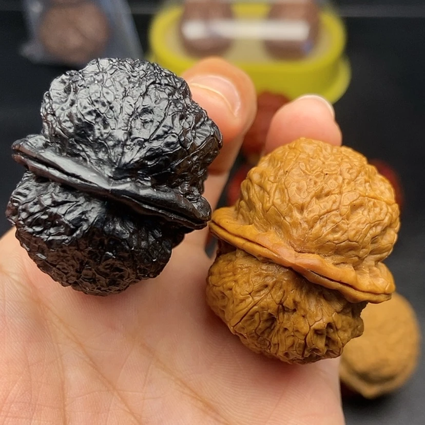 【闪购商品】把件文玩核桃39尺饕餮金蟾53克