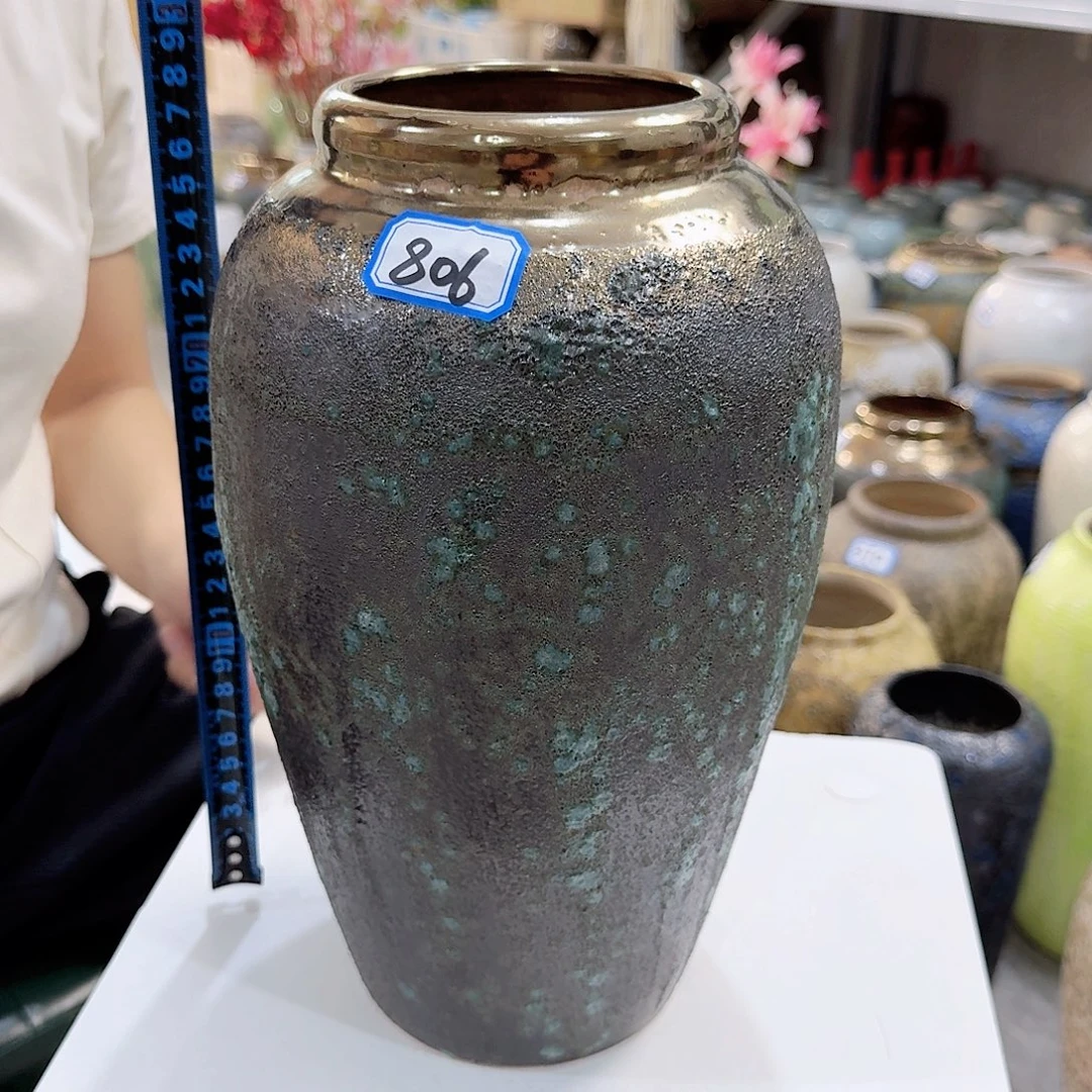 806号陶瓷高30厘米微瑕一个