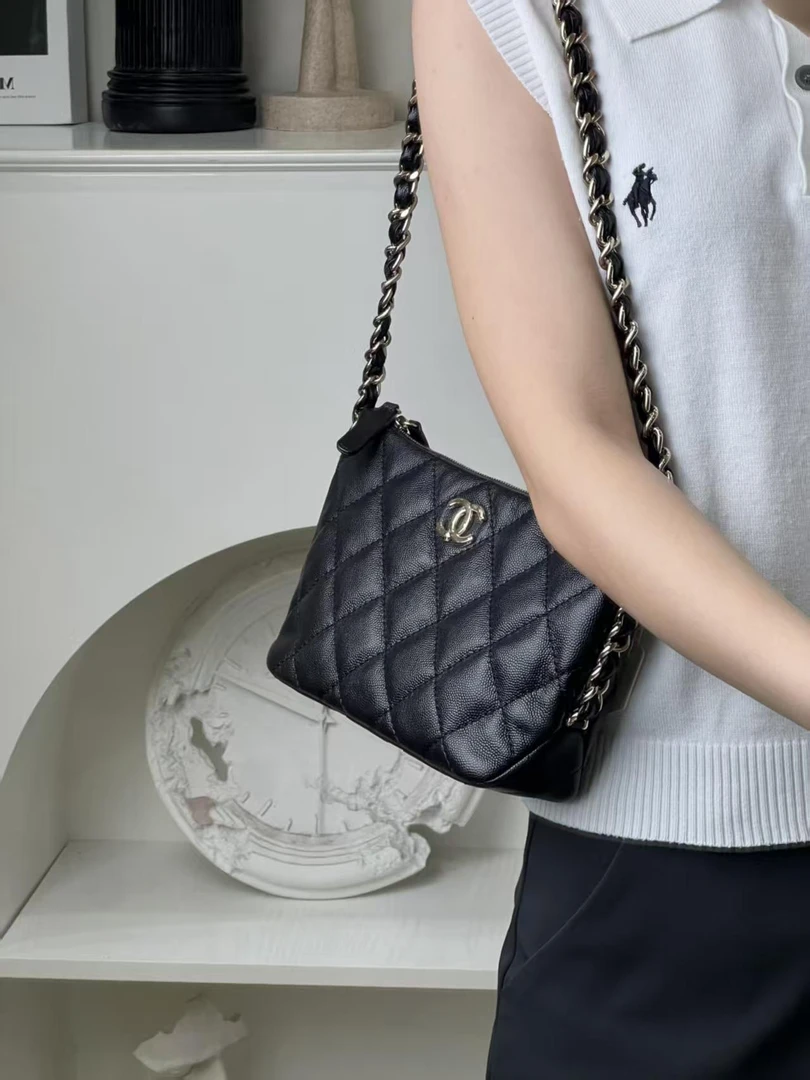 99新 Chanel/香奈儿 24p嬉皮hobo腋下黑金荔枝纹/优品