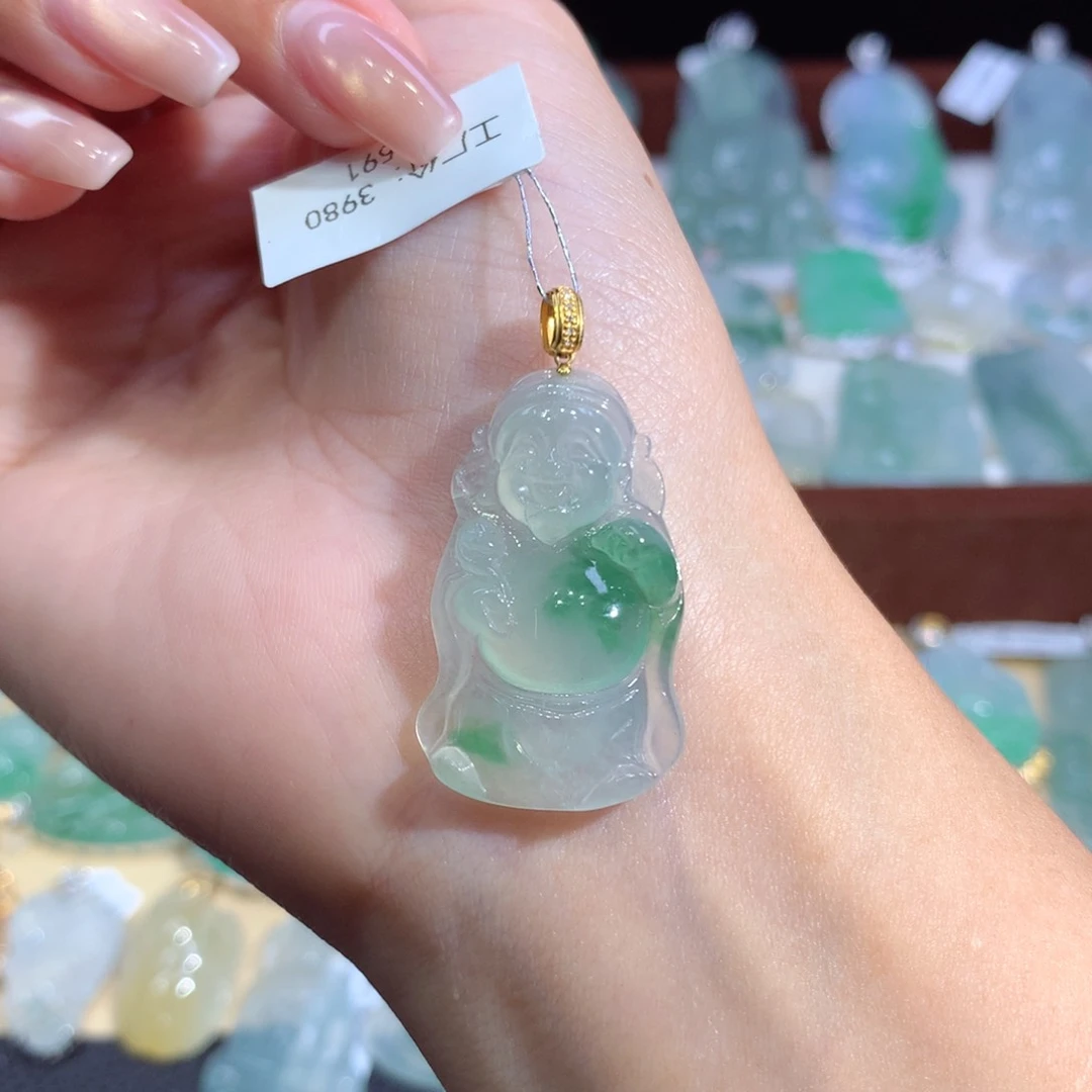 吊坠(不含链)18K金镶嵌翡翠