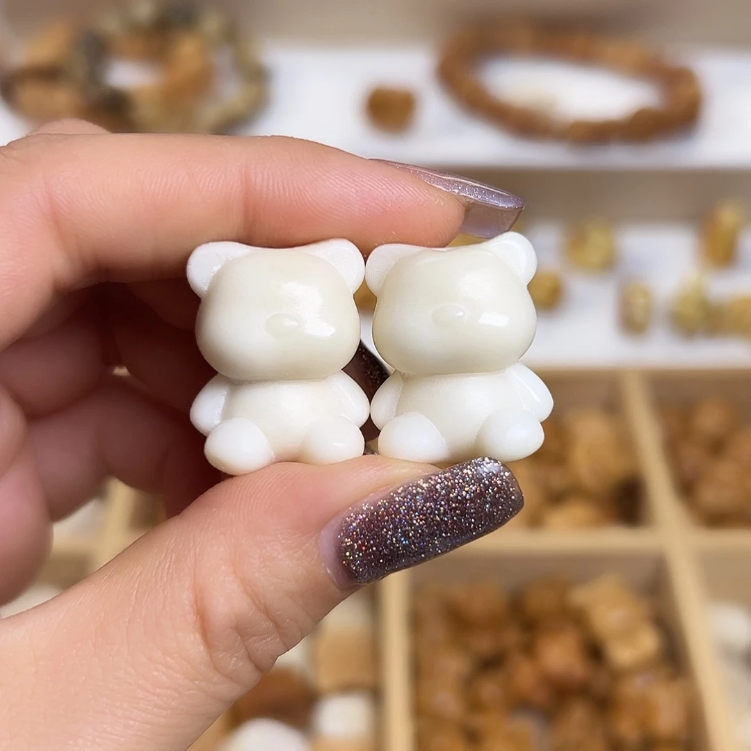 菩提根/象牙果吊坠瑕疵白暴力熊2颗孔道有裂