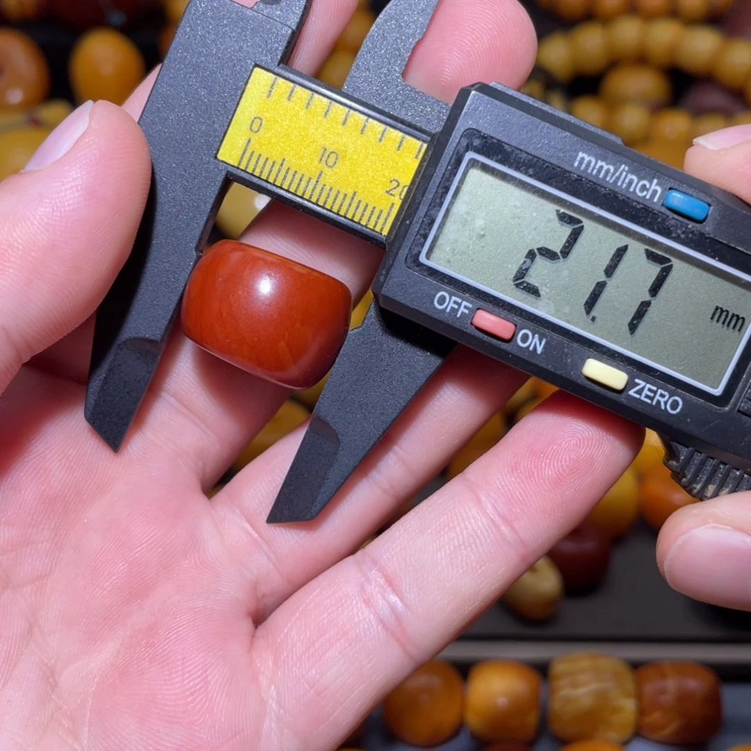 琥珀未镶嵌裸石马蹄