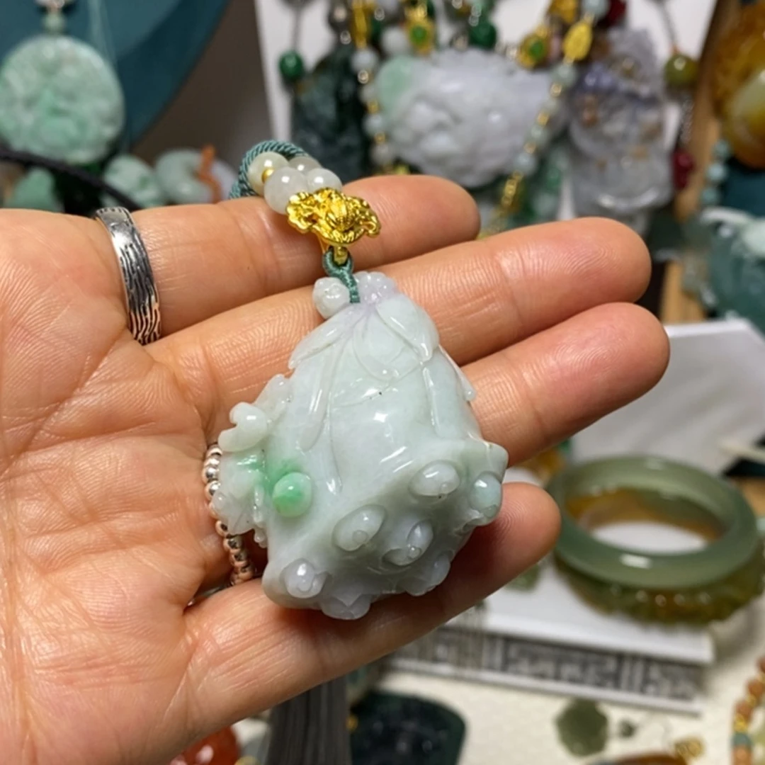 【闪购商品】翡翠吊坠(赠链)未镶嵌