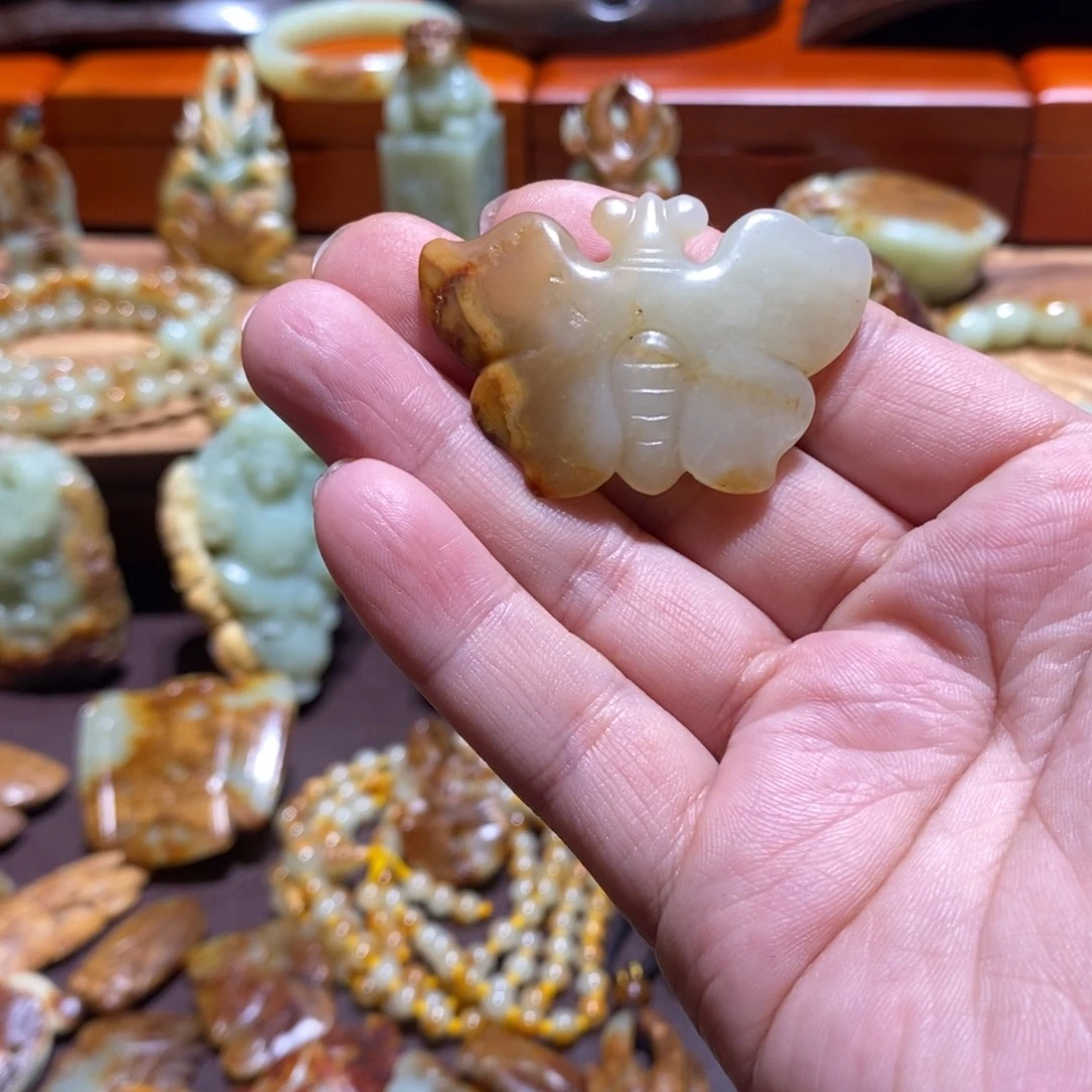 岫岩河磨玉（透闪石质玉）未镶嵌珠宝奇石