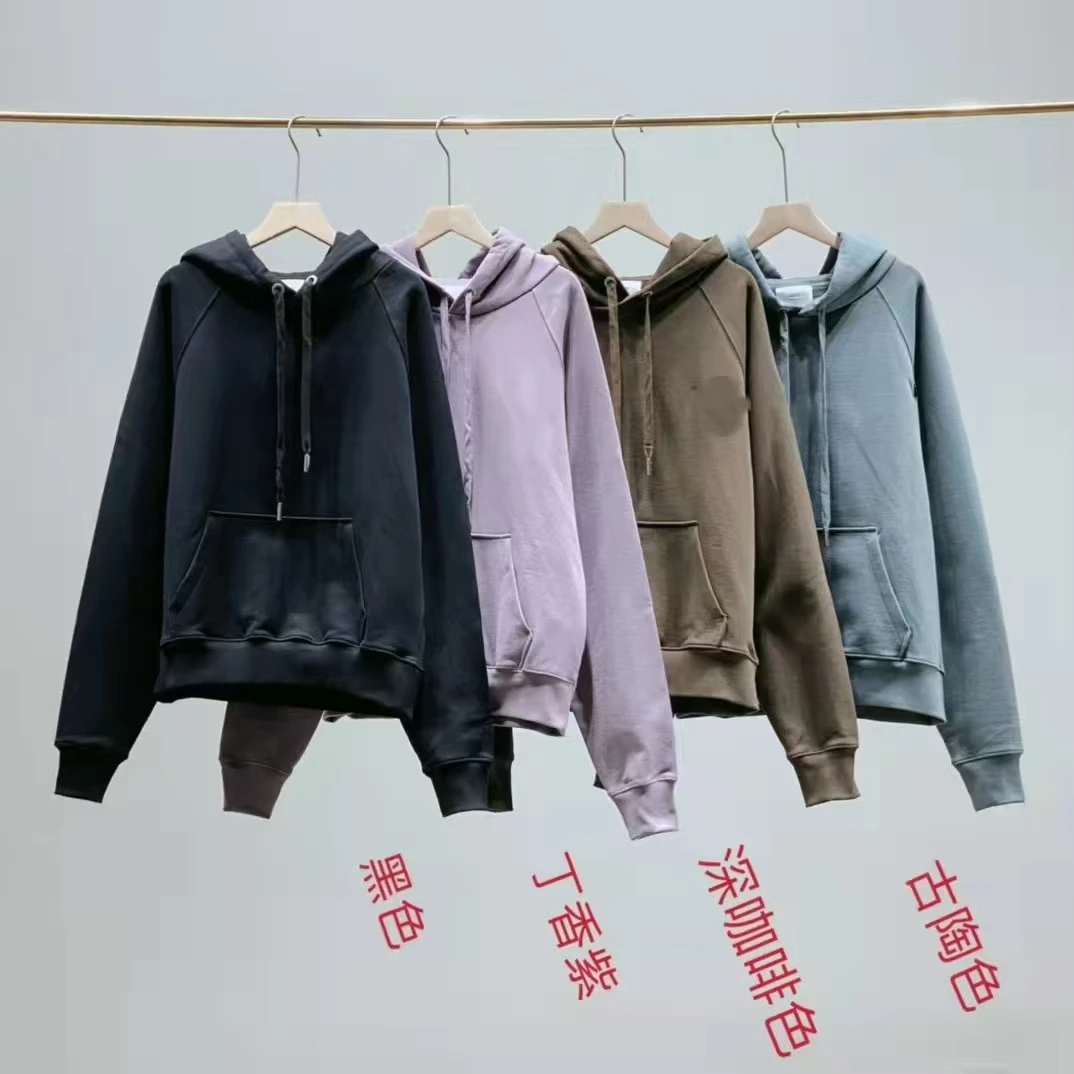 25 秋冬情侣款刺绣爱心连帽卫衣