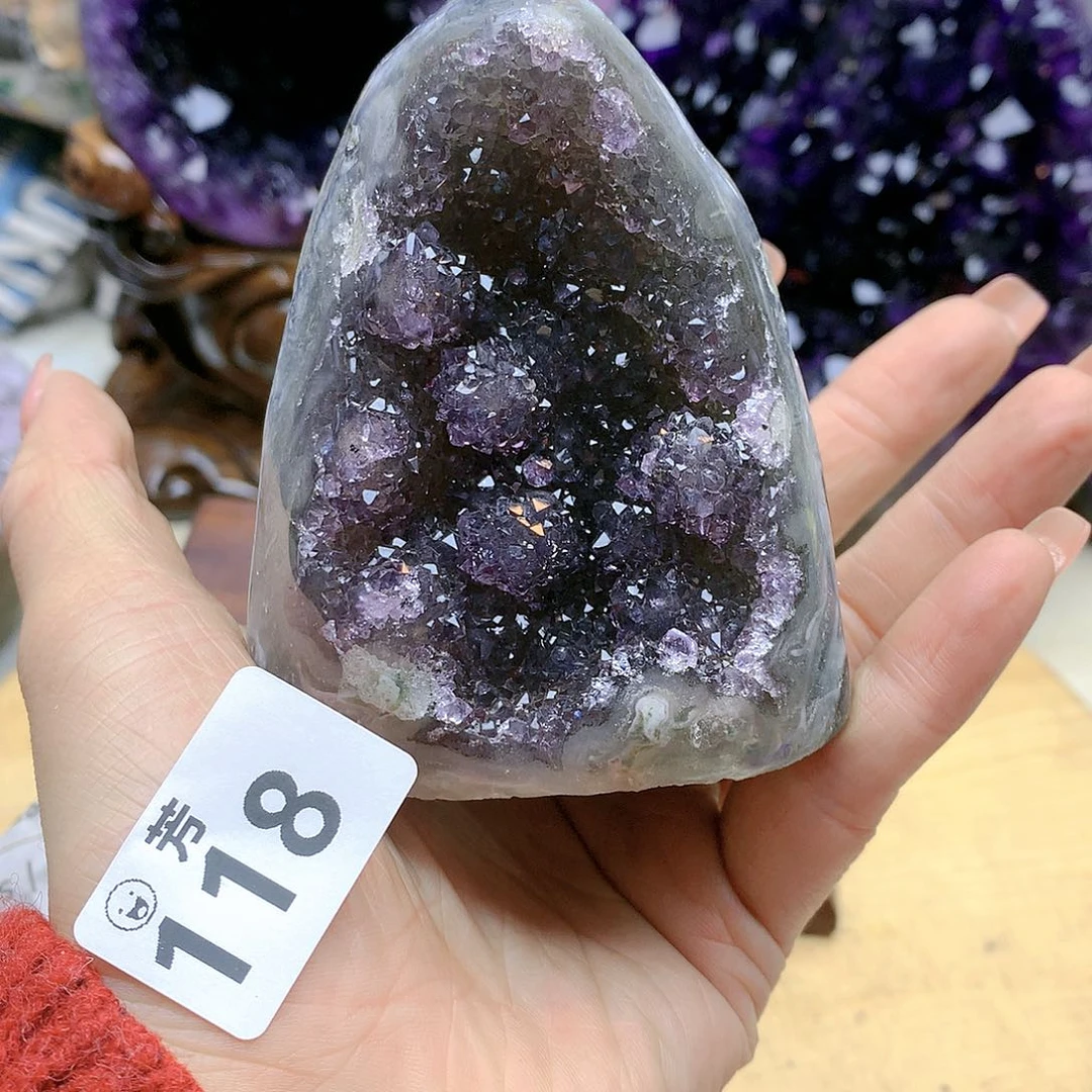 紫晶大型摆件（非配饰）未镶嵌