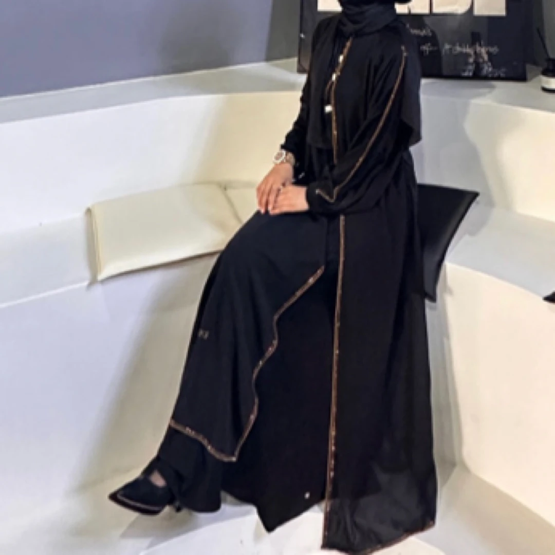 咪丝克轻纱风袖件两件套显瘦小黑裙