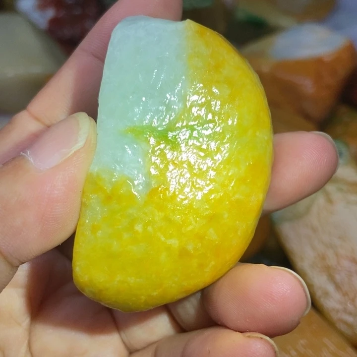 翡翠挂件未镶嵌缅甸翡翠