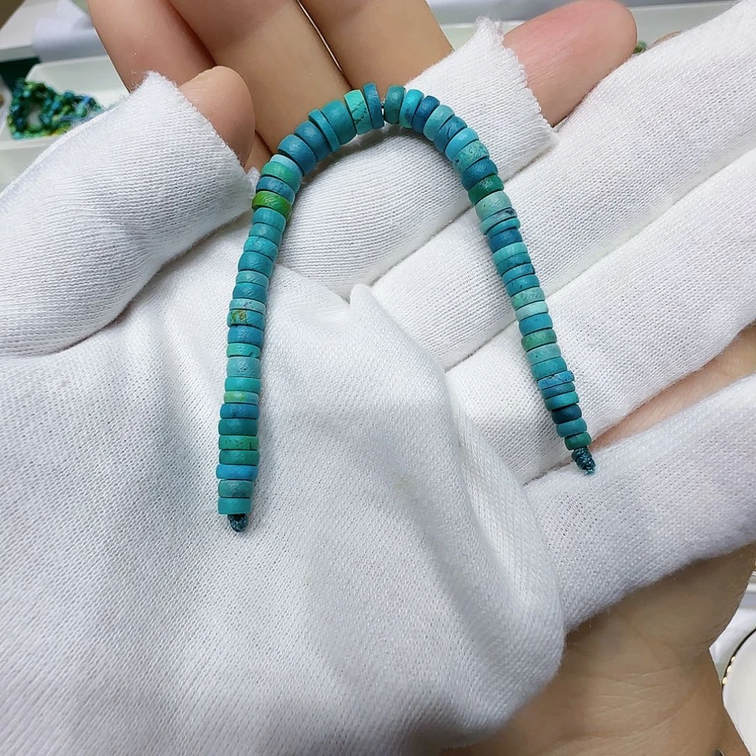 未镶嵌绿松石原矿绿松石