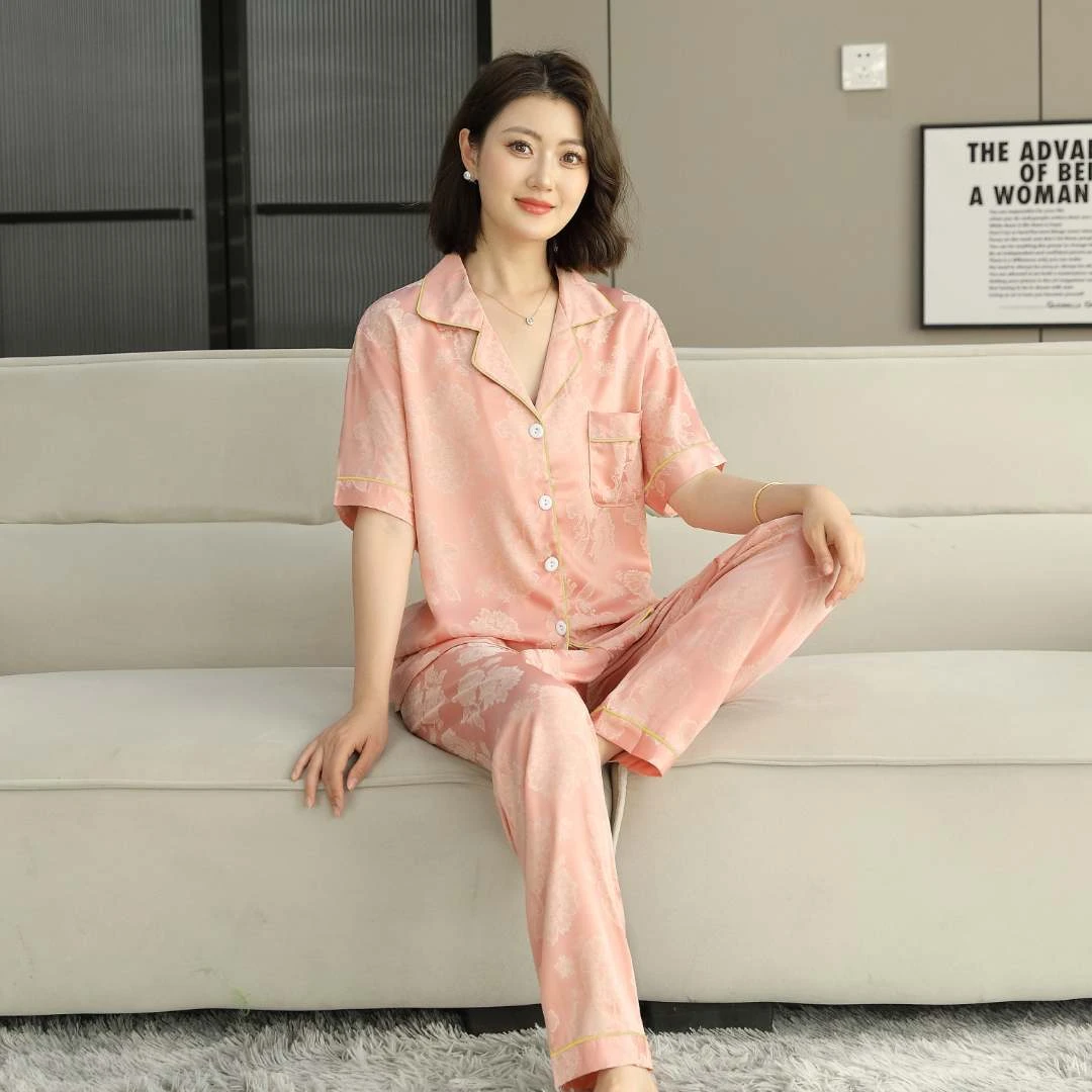 2025新款冰丝睡衣女高级感夏季短袖提花三件套薄款套装家居服睡衣