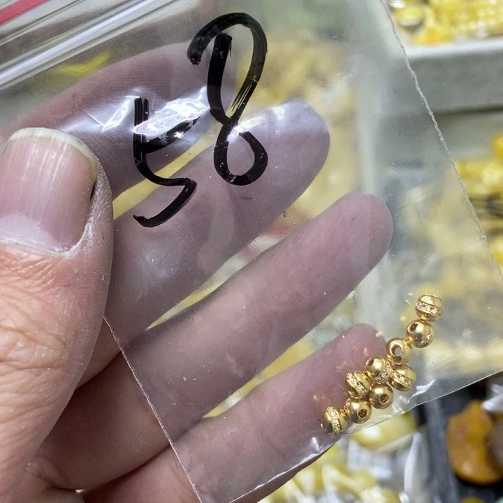 未镶嵌蜜蜡裸石多样性发货其一