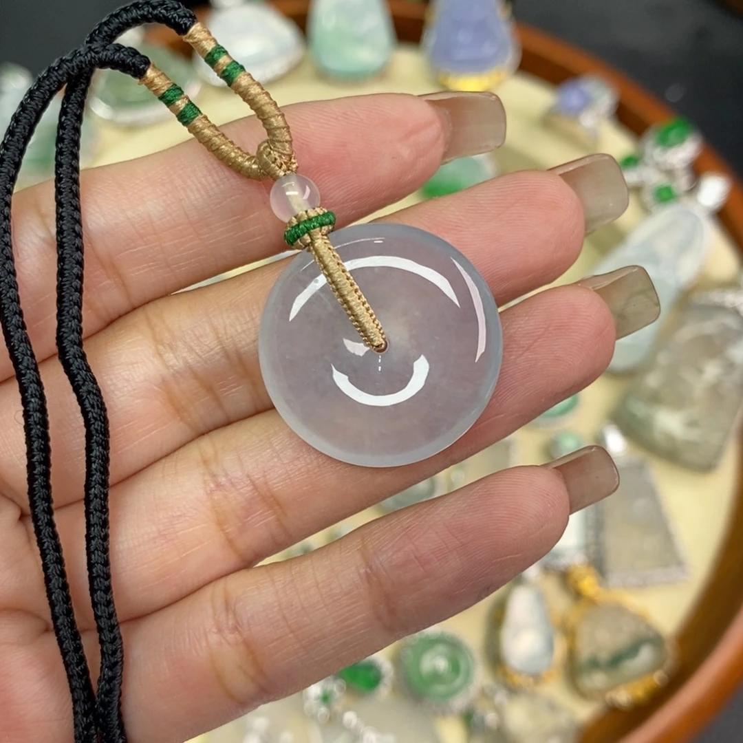翡翠未镶嵌颈饰A货翡翠