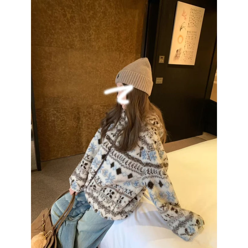 雾都白昼 秋冬连帽款费尔岛咩咩毛摇粒绒外套女宽松休闲韩版百搭