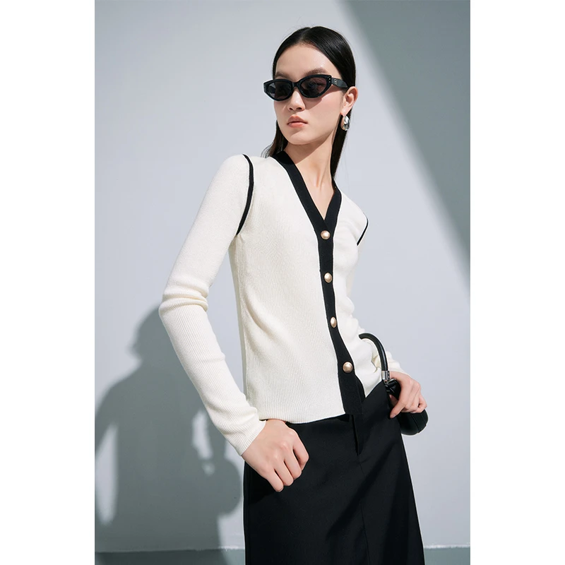 【小余专属】MOFAN摩凡春新款米白毛针织衫MDE453771