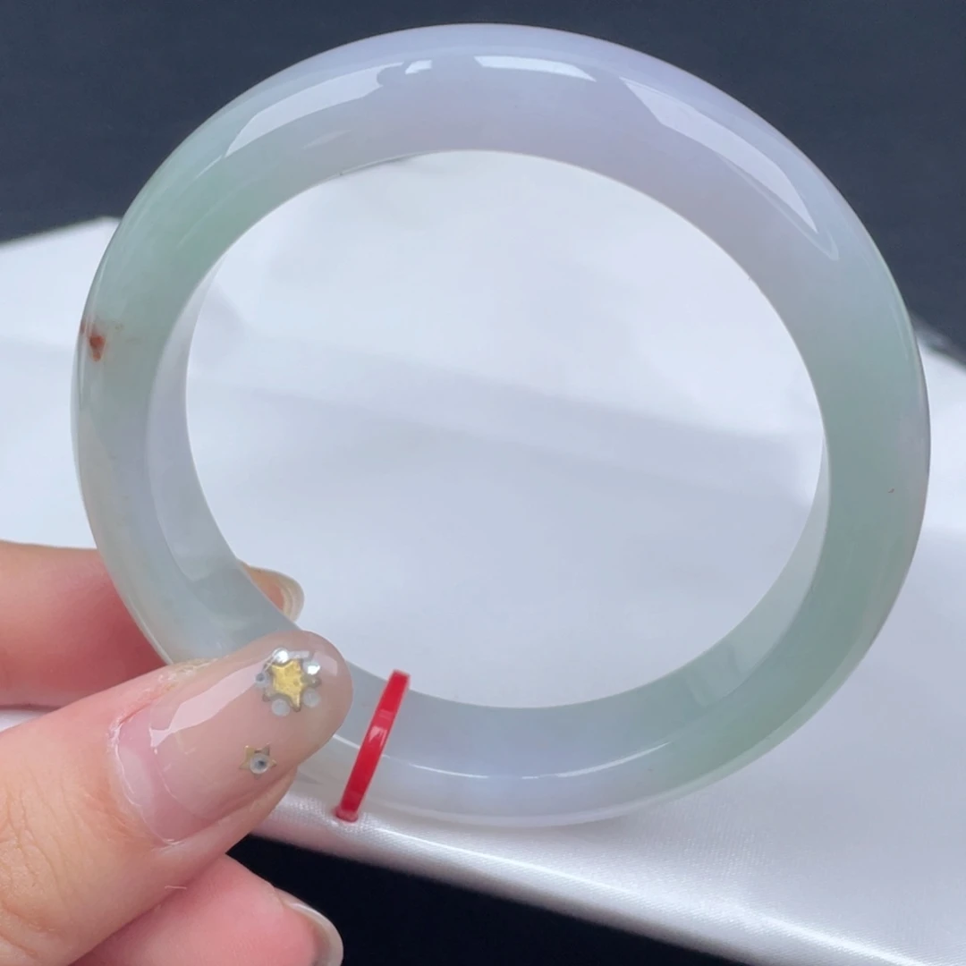 翡翠手镯未镶嵌54圈口