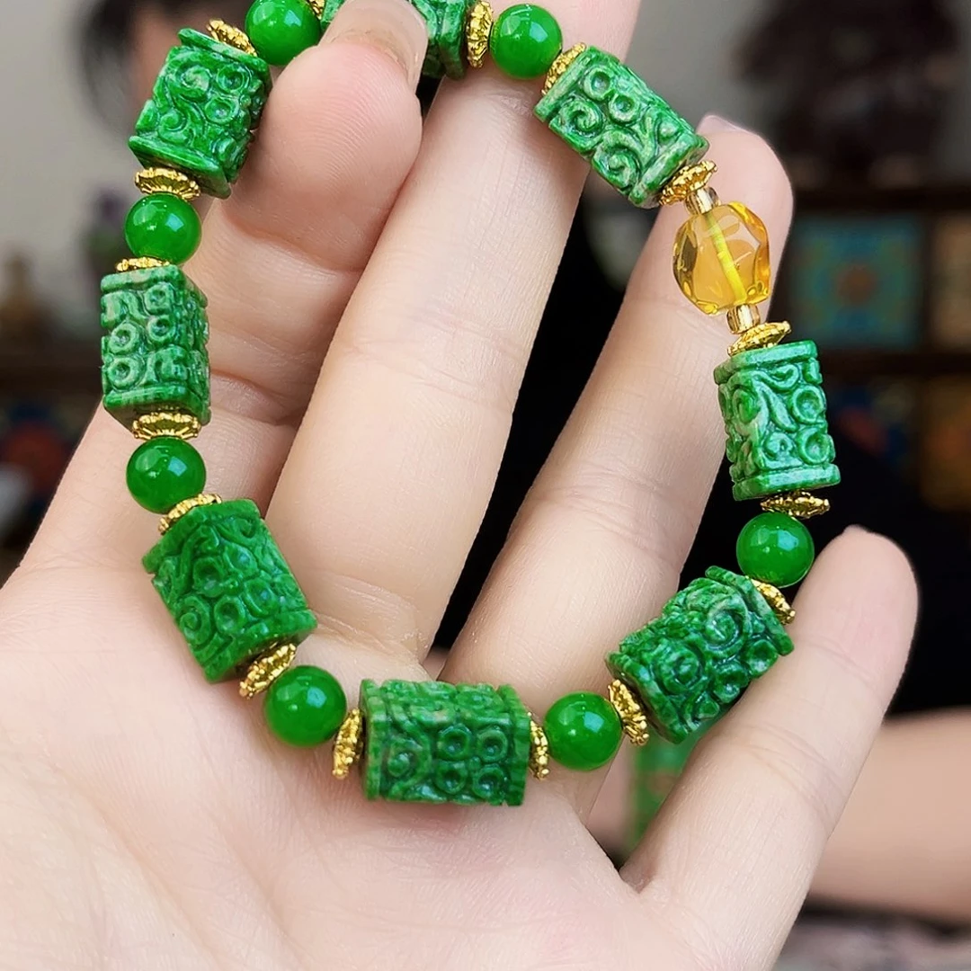 翡翠未镶嵌颈饰手链