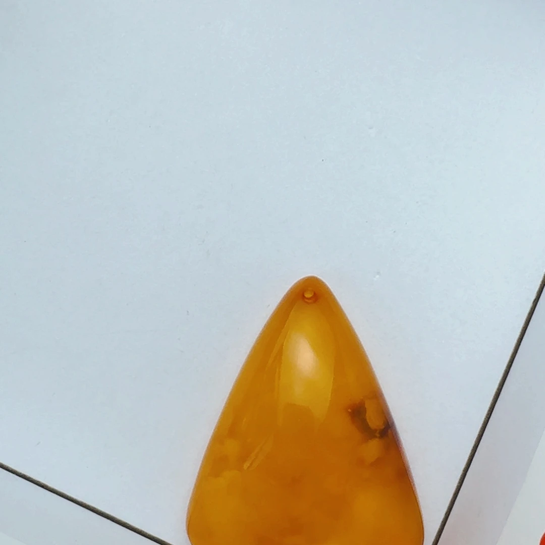 未镶嵌蜜蜡珠宝奇石