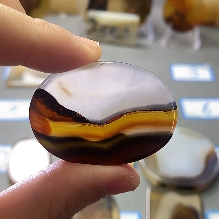 玛瑙/玉髓未镶嵌珠宝半成品139