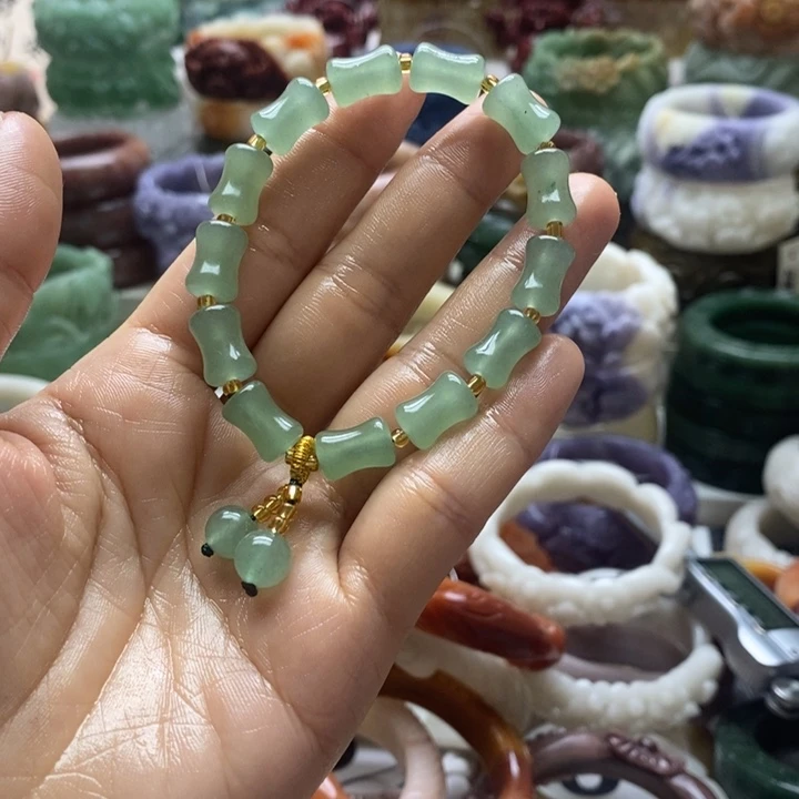 石英质玉未镶嵌手镯