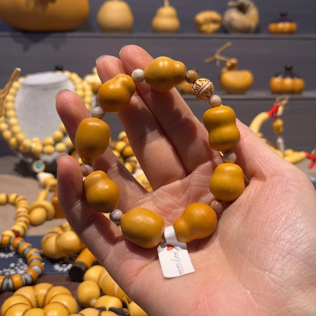 喵****胖墩手串。