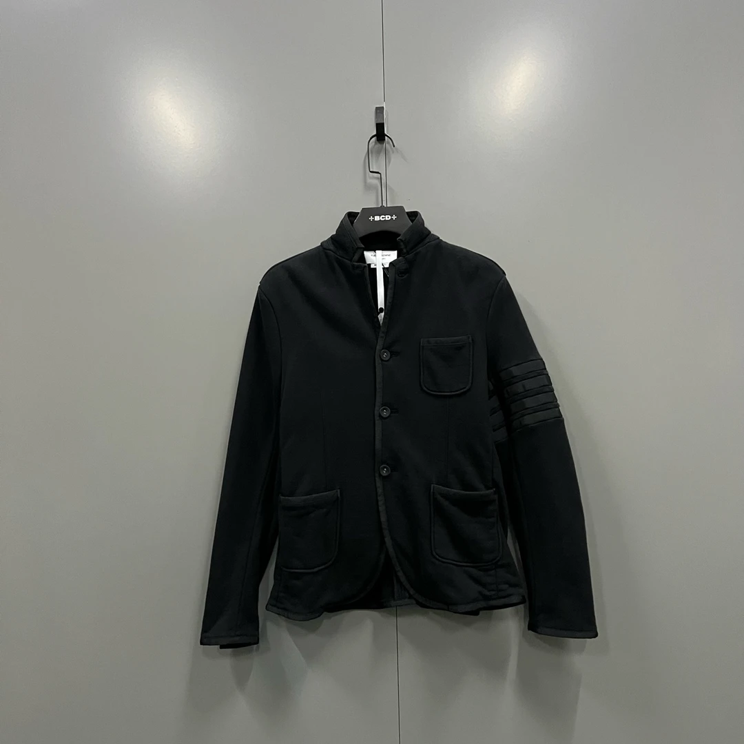 99新 THOMBROWNE h827 TB 黑色条纹西服 1码 001741